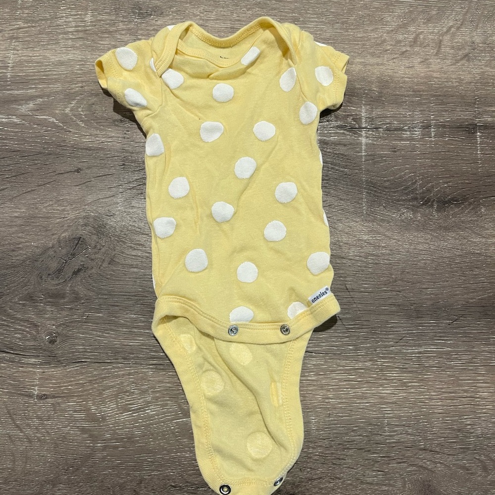 Gerber onesie 0-3